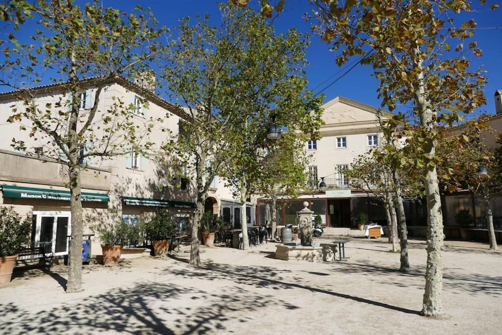 Appartement Clim & Piscine Sur Golf Pont-Royal Exterior foto